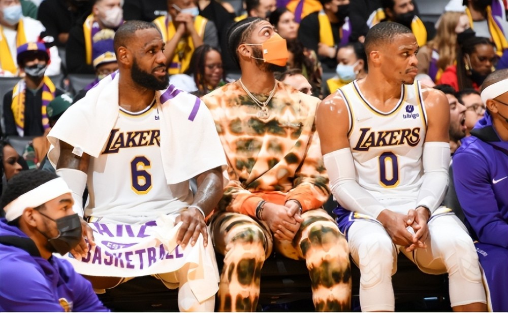 用第六人 用第六人