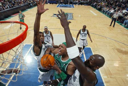 发球上多用 发球上多用