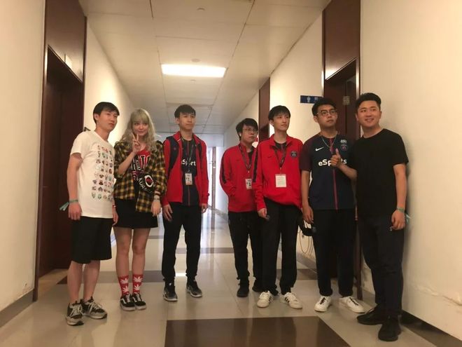 高了出后场 高了出后场